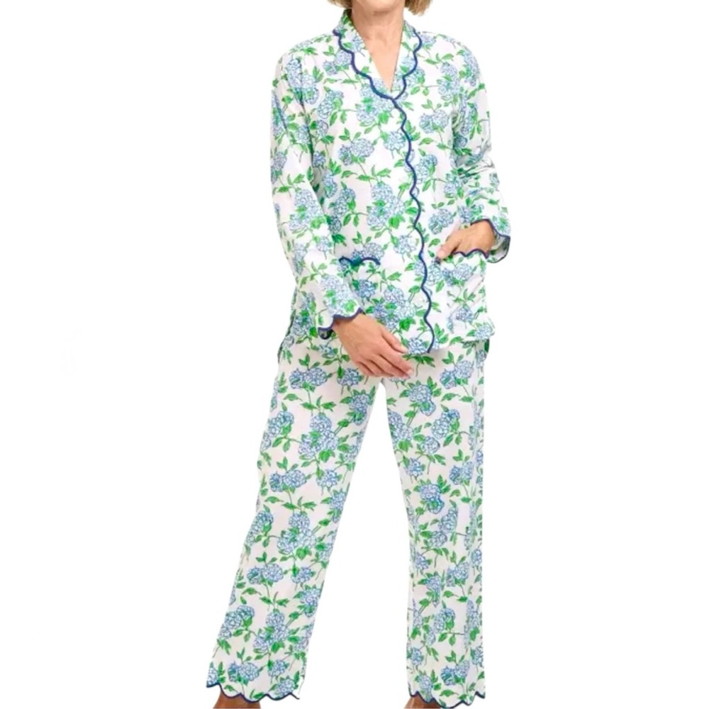 Heidi Carey Blue & White Hydrangea Cotton Poplin Scalloped Pajamas - Picture 5 of 16